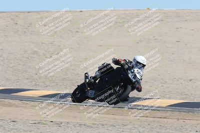 media/Oct-05-2025-CVMA (Sun) [[beeef4f201]]/Race 11-500-400(4)-350 Supersport/